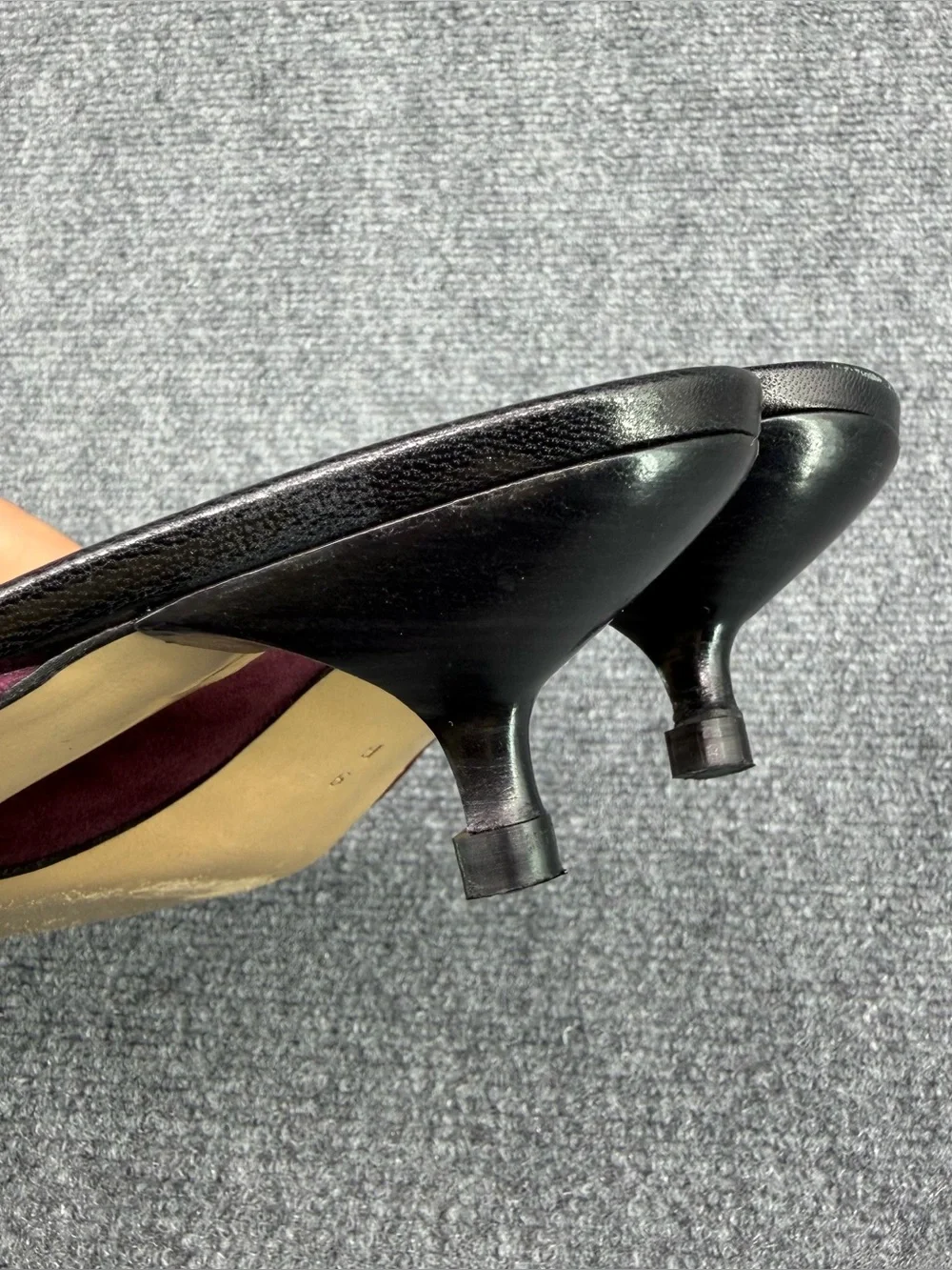VTG COACH Kitten Heel Mules Burgundy Suede Black Leather 9B